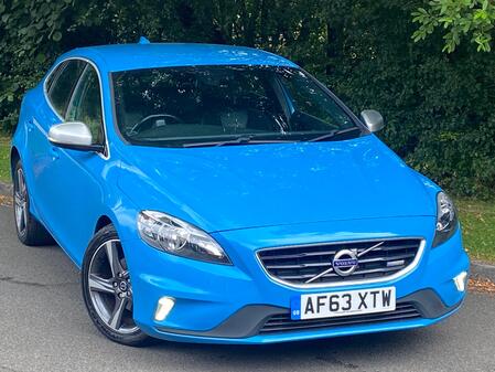 VOLVO V40 1.6 D2 R-Design 115 BHP 6 SPEED